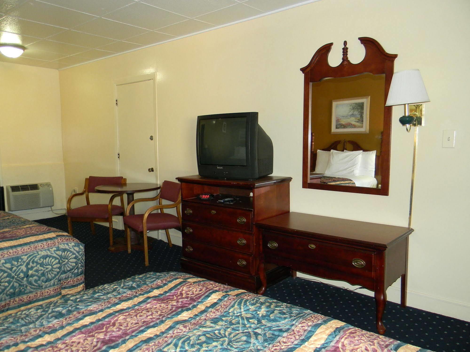 Fairfax Motel Roanoke Rapids Extérieur photo