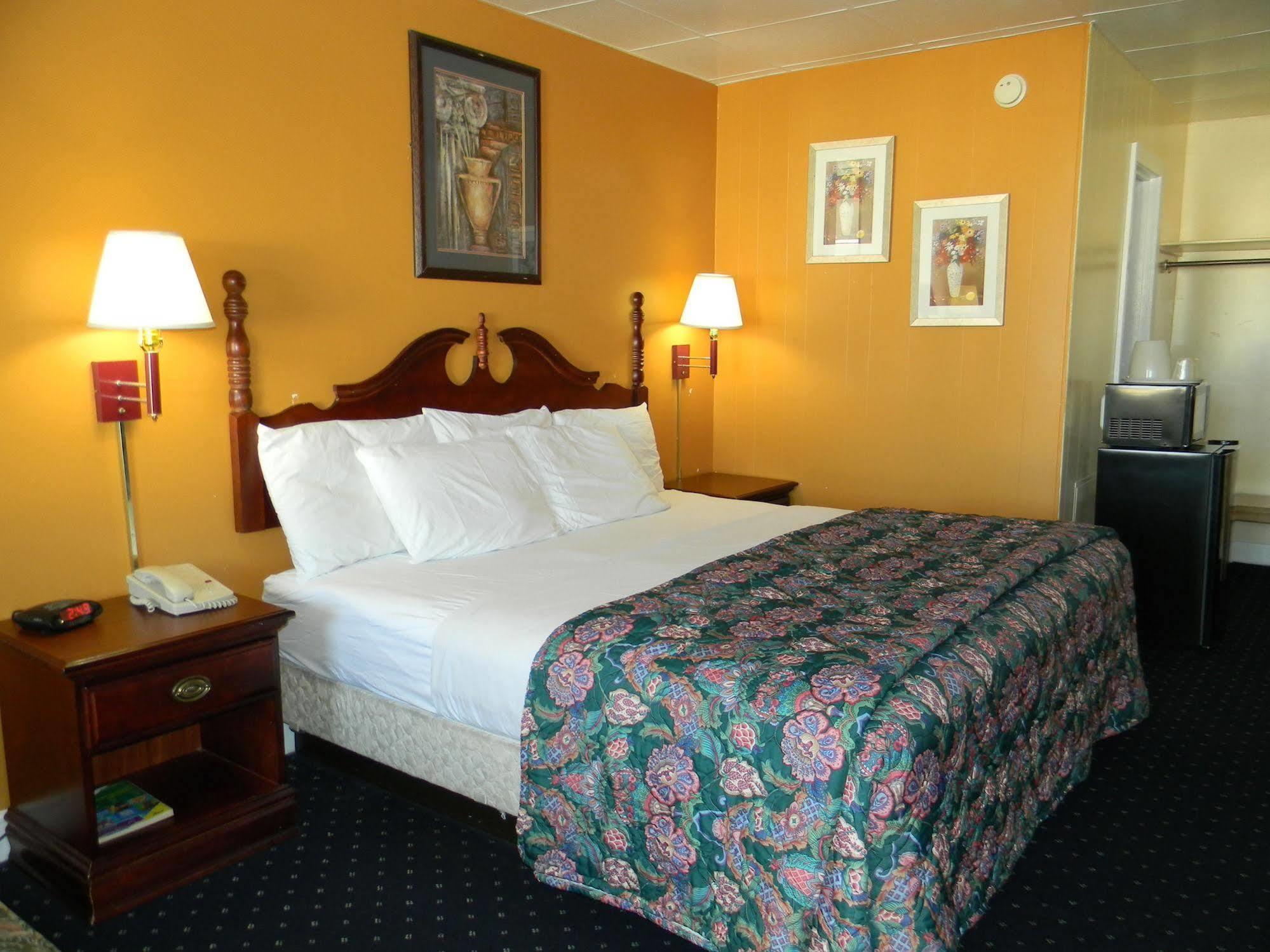 Fairfax Motel Roanoke Rapids Extérieur photo